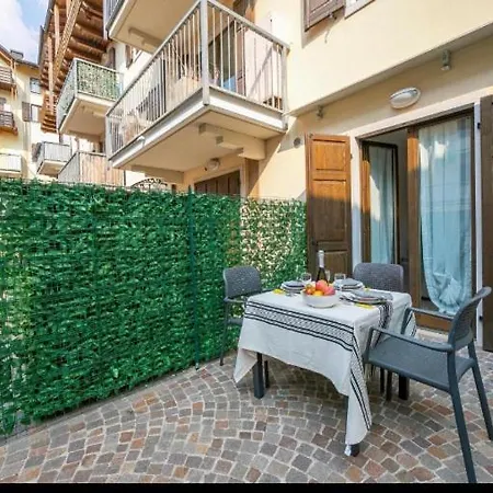 La Corte Apartment *